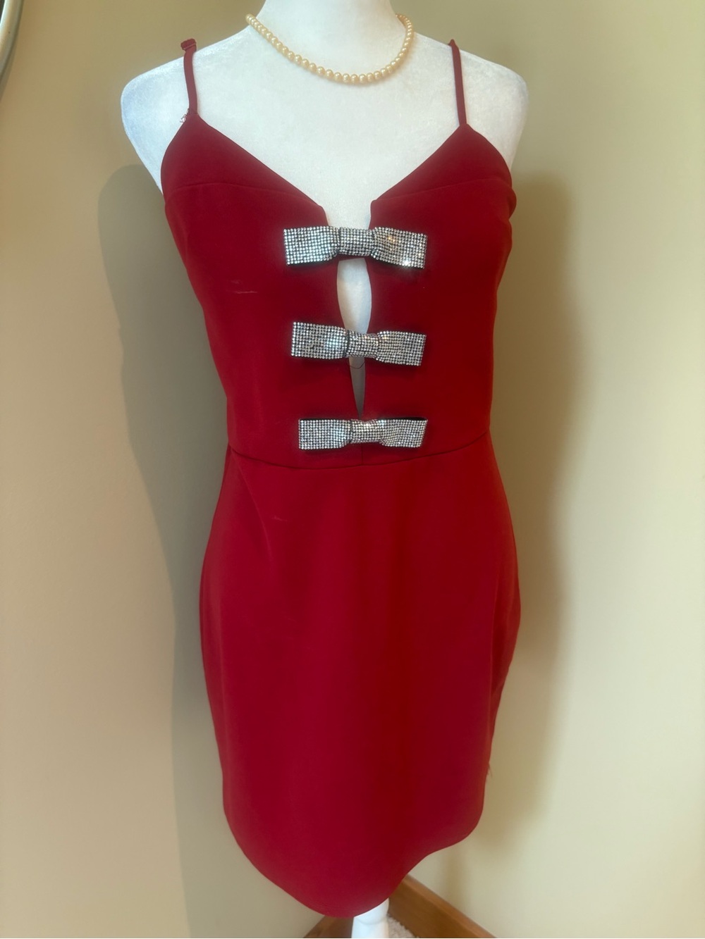 Arden B. Elegant Red Rhinestone-Bow Spaghetti Strap Dress L
